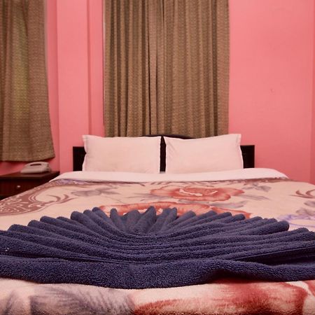 Hotel Silver Home Katmandu Dış mekan fotoğraf