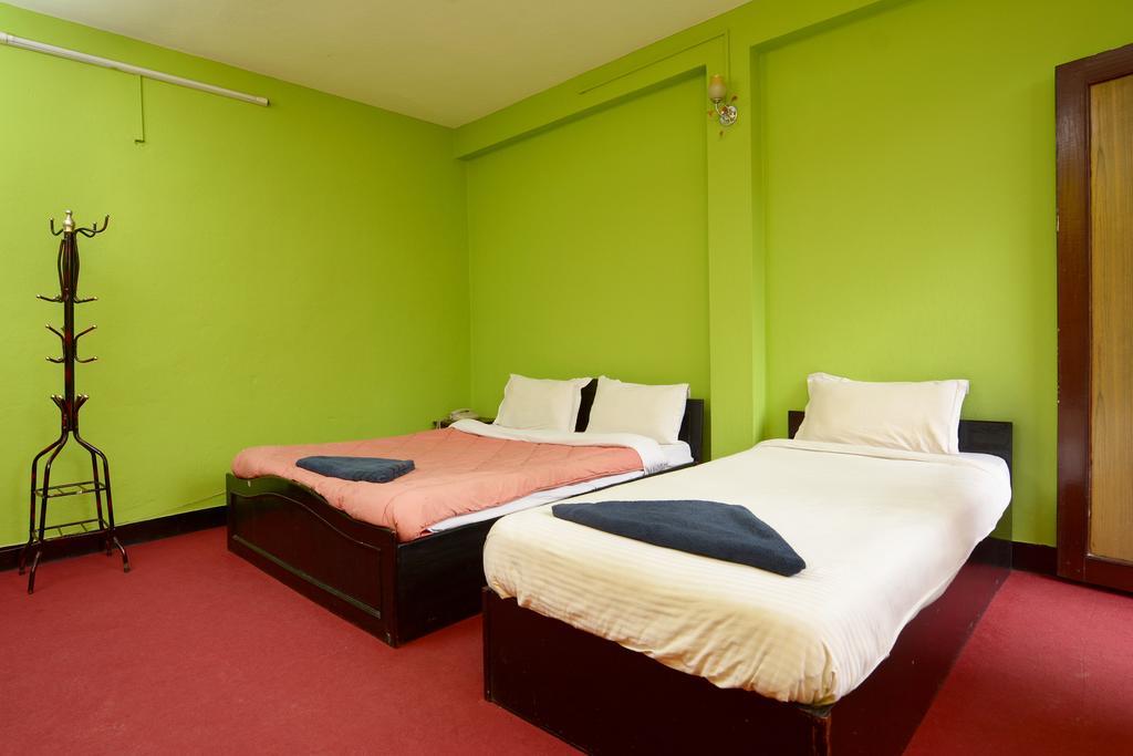 Hotel Silver Home Katmandu Dış mekan fotoğraf