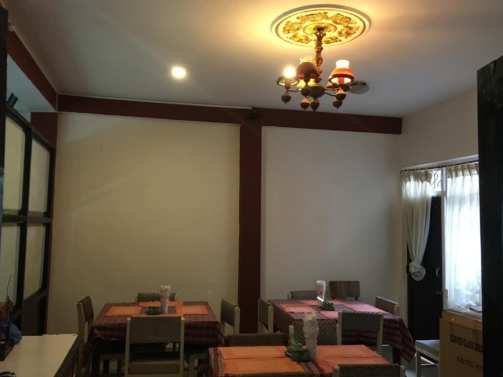 Hotel Silver Home Katmandu Dış mekan fotoğraf