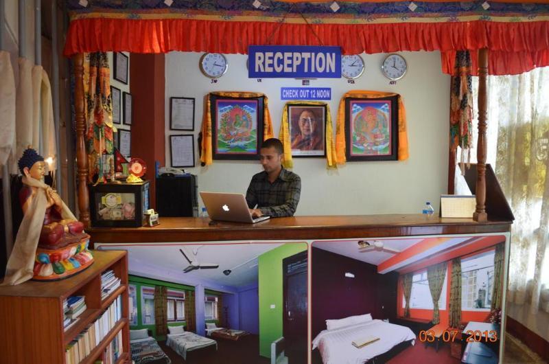 Hotel Silver Home Katmandu Dış mekan fotoğraf