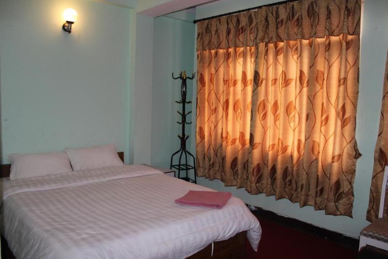 Hotel Silver Home Katmandu Dış mekan fotoğraf