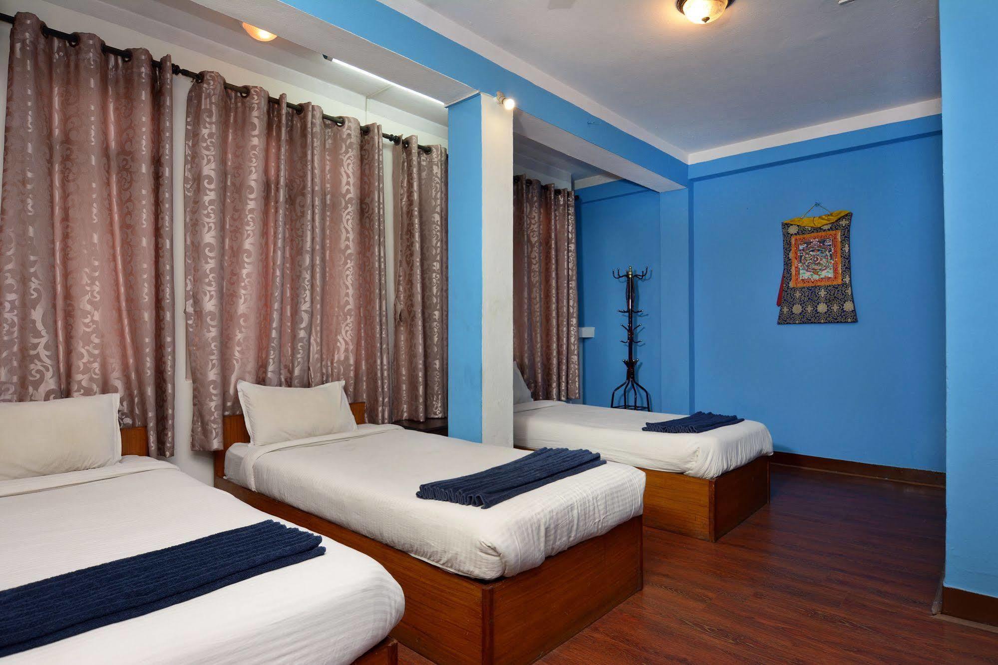 Hotel Silver Home Katmandu Dış mekan fotoğraf