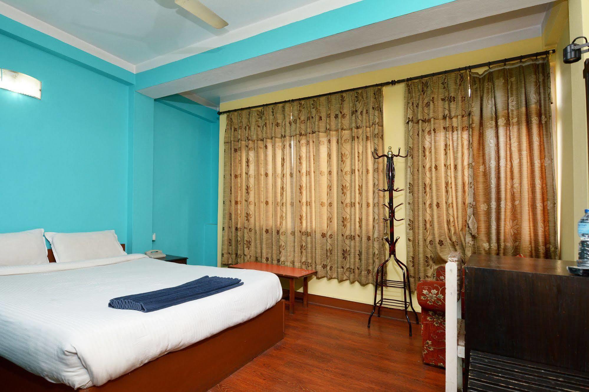Hotel Silver Home Katmandu Dış mekan fotoğraf